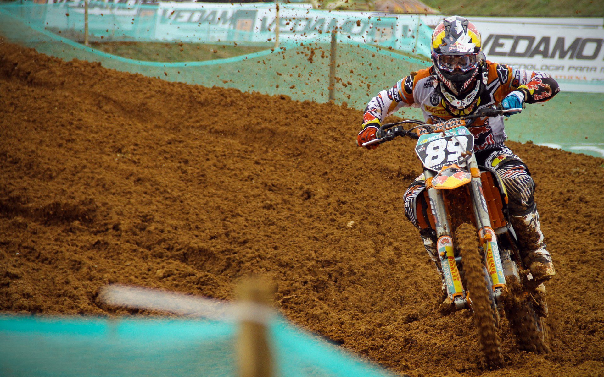 开云官方平台-冰封之下，烈焰灼魂，黄鸭组合在丹麦寒潮中点亮韩国的唯一炬火