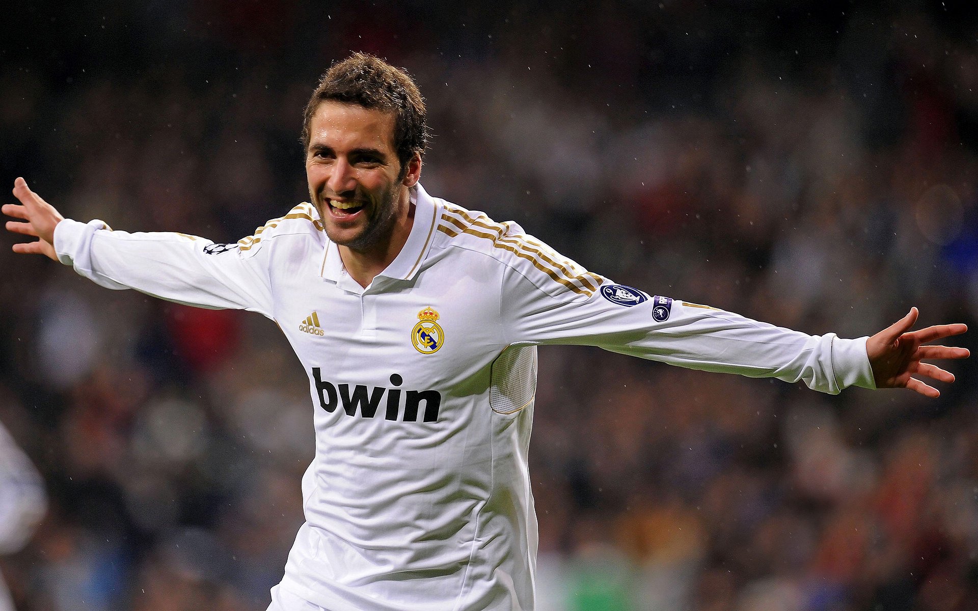 开云官方平台-鏖战至终章，武切维奇一剑封喉